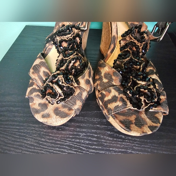 Gianni Bini Leopard Print Cork Wedge 4" Platform Sandals Women's Size 7.5 - Picture 10 of 16